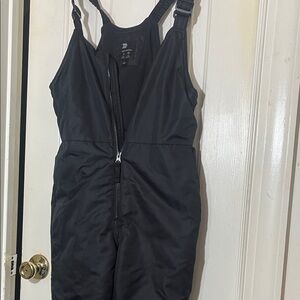 All in motion installation suit for children size large